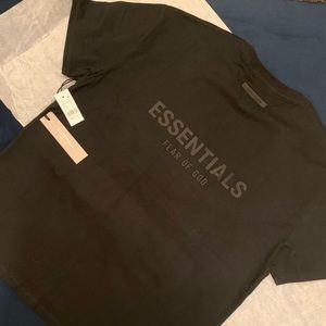 FOG fear of god Essentials T-Shirt
